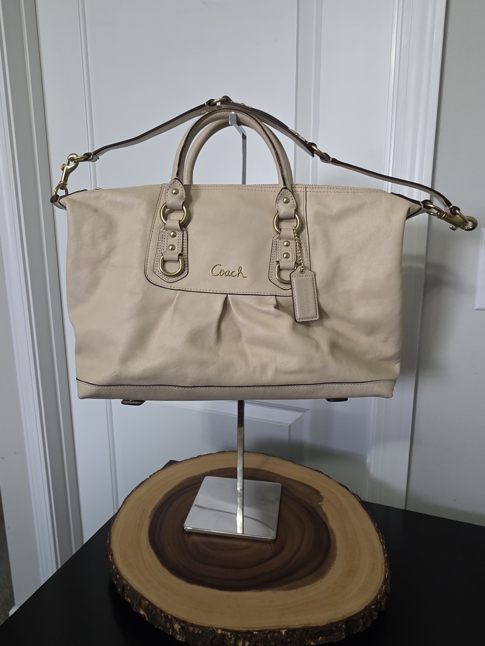 Coach Ashley Large Leather Satchel Handbag - Picture 16 of 16